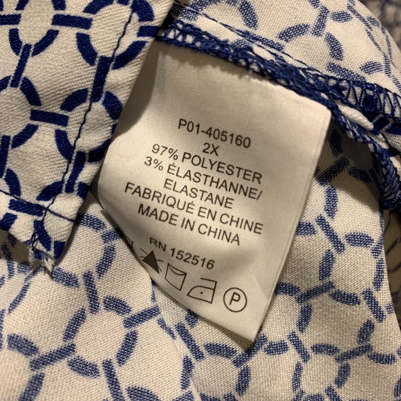 💕Prescott Button down/sleeves fold up w/button💕 - Picture 3 of 4